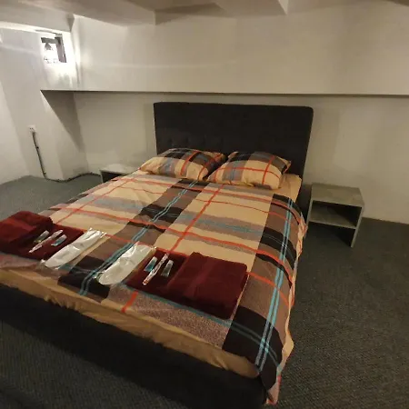 Apartment В Центре , На Подгорной . Uschhorod