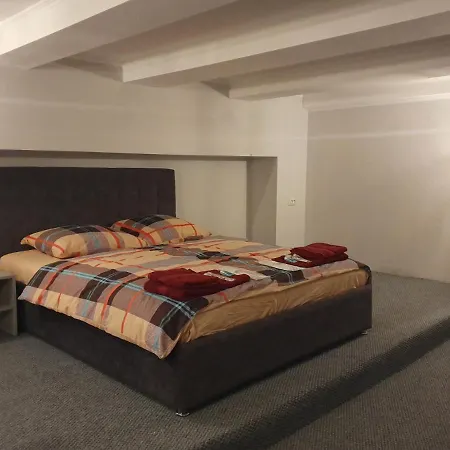В Центре , На Подгорной . Apartment